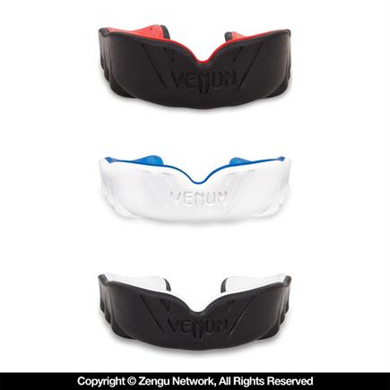 Venum Challenger Mouthguard